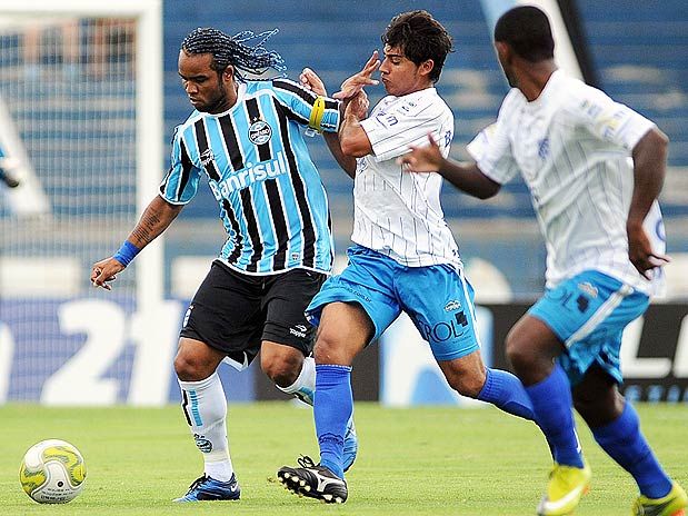 Arquivo:2011.03.12 - Grêmio 0 x 2 Cruzeiro-RS.jpg