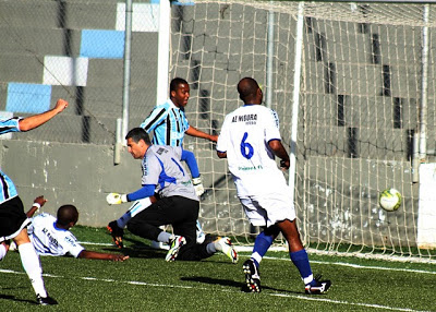 Arquivo:2011.09.06 - Grêmio 1 x 0 Aimoré (B).1.jpg