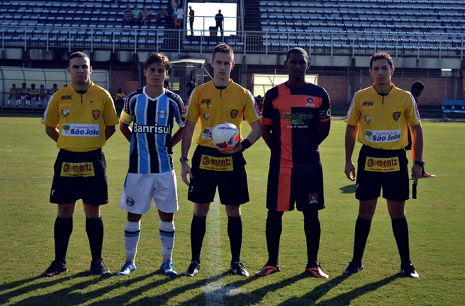 Arquivo:2016.04.23 - Osoriense 1 x 6 Grêmio - Sub-20.2.png
