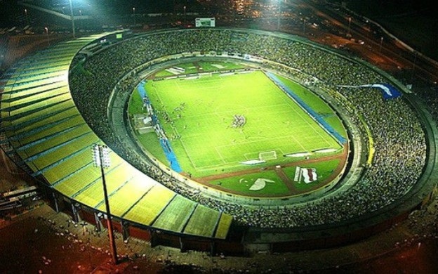 Arquivo:Estádio Vivaldo Lima.jpg