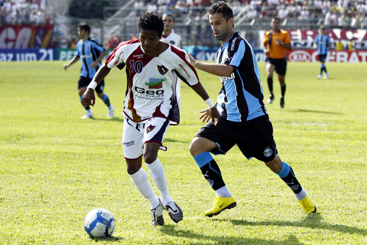 Arquivo:2010.03.17 - Votoraty 0 x 1 Grêmio.jpg