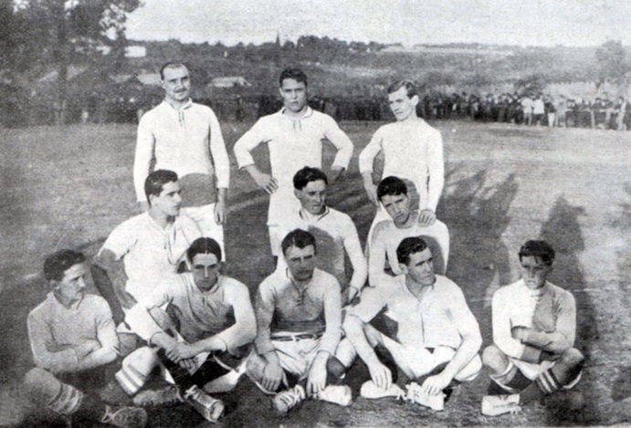 Arquivo:Equipe Grêmio 1913.jpg