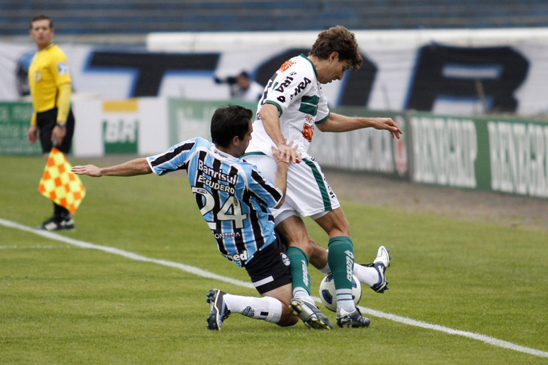 Arquivo:2011.07.10 - Grêmio 2 x 0 Coritiba.1.jpg