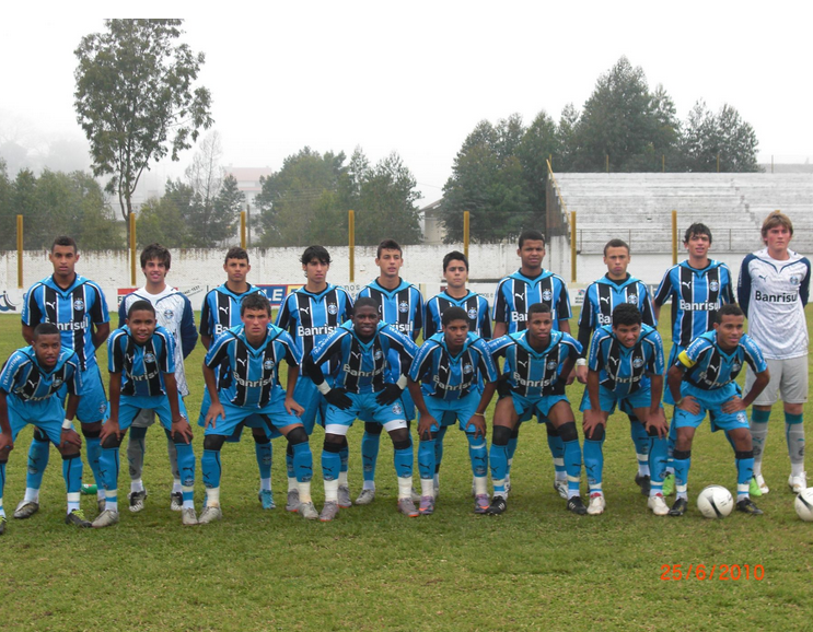 Arquivo:2010.06.25 - Garibaldi 0 x1 Grêmio (Sub-15).1.png