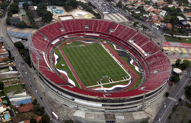 Arquivo:Estádio Cícero Pompeu de Toledo.jpg