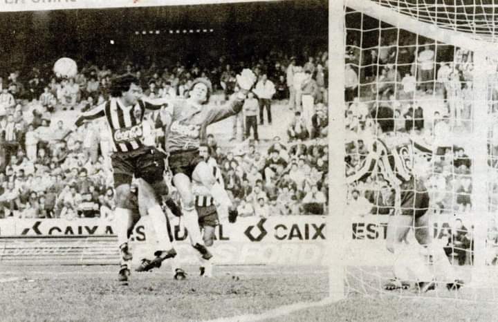 Arquivo:1990.09.02 - Grêmio 0 x 0 Atlético Mineiro - foto.jpg