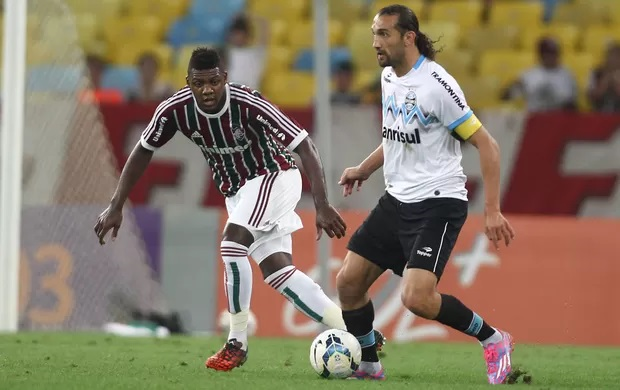 Arquivo:2014.09.24 - Fluminense 0 x 0 Grêmio - Foto.png
