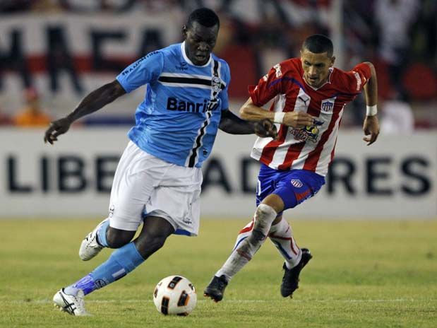 Arquivo:2011.02.24 - Junior de Barranquilla 2 x 1 Grêmio.jpg