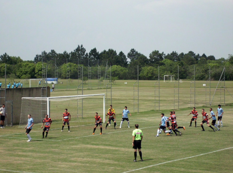 Arquivo:2011.11.09 - Grêmio 10 x 0 Guarani de Venâncio Aires (Sub-17).foto.png