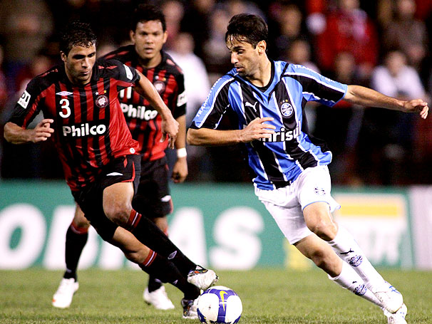 Arquivo:2009.10.07 - Athletico Paranaense 0 x 0 Grêmio.jpg