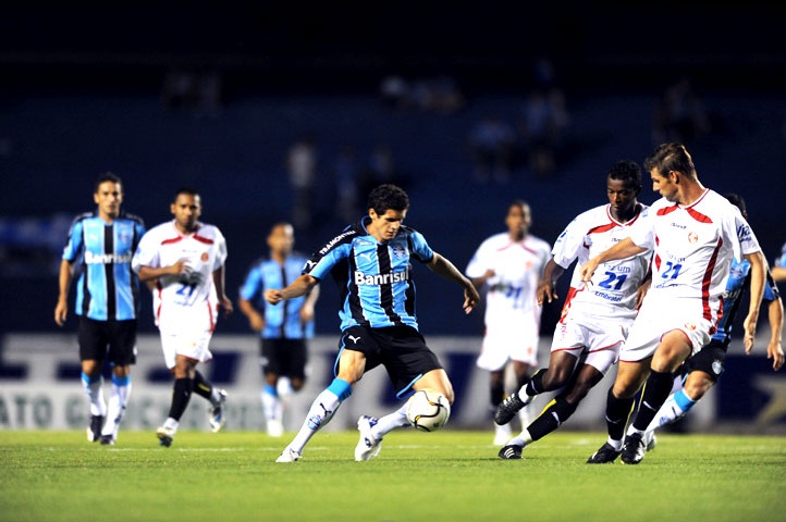 Arquivo:2010.03.14 - Grêmio 3 x 0 Inter de Santa Maria.jpg