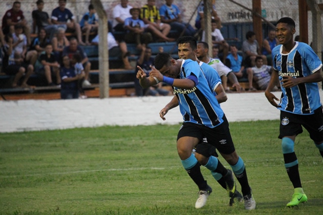 Arquivo:2018.01.12 - Grêmio 4 x 3 Luverdense (Sub-17).2.jpg