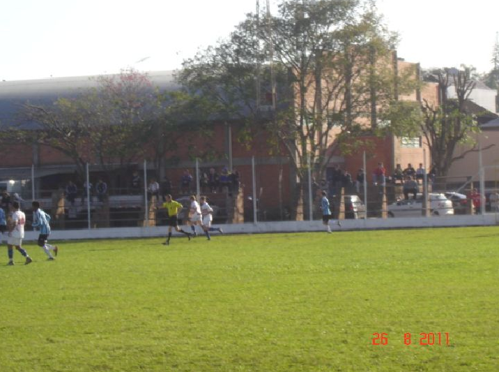 Arquivo:2011.08.26 - Igrejinha 1 x 1 Grêmio (Sub-18).foto1.png